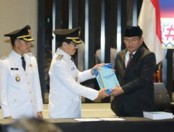 GUBERNUR LAMPUNG PIMPIN SERTIJAB PJ BUPATI LAMPUNG UTARA DENGAN BUPATI TERPILIH DR. IR. H. HAMARTONI AHADIS, M.SI., DAN ROMLI, S.KOM., S.H., M.H.