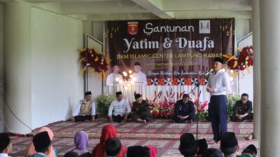 Bupati Lampung Barat Berbagi Kebahagiaan di Bulan Ramadhan