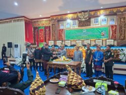 HUT ke-13 Pesisir Barat: Wabup Irawan Topani Ajak Seluruh Elemen Bersinergi Bangun Daerah